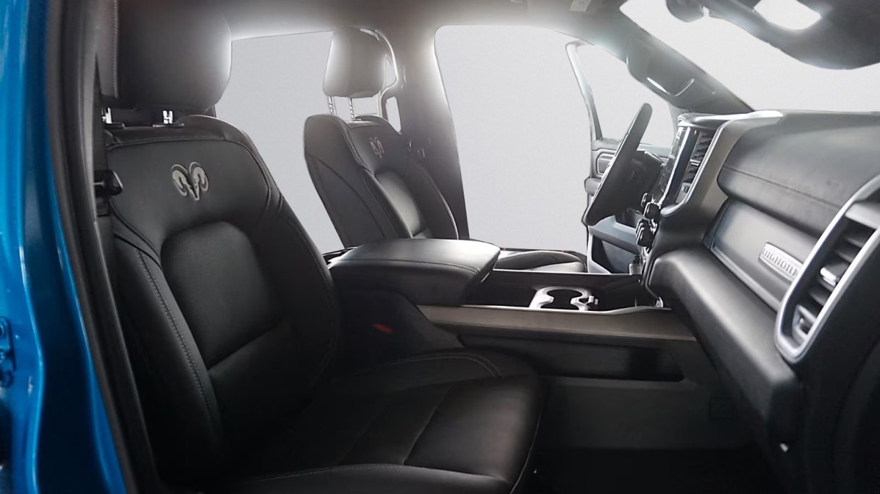 Dodge RAM 1500 - foto 13