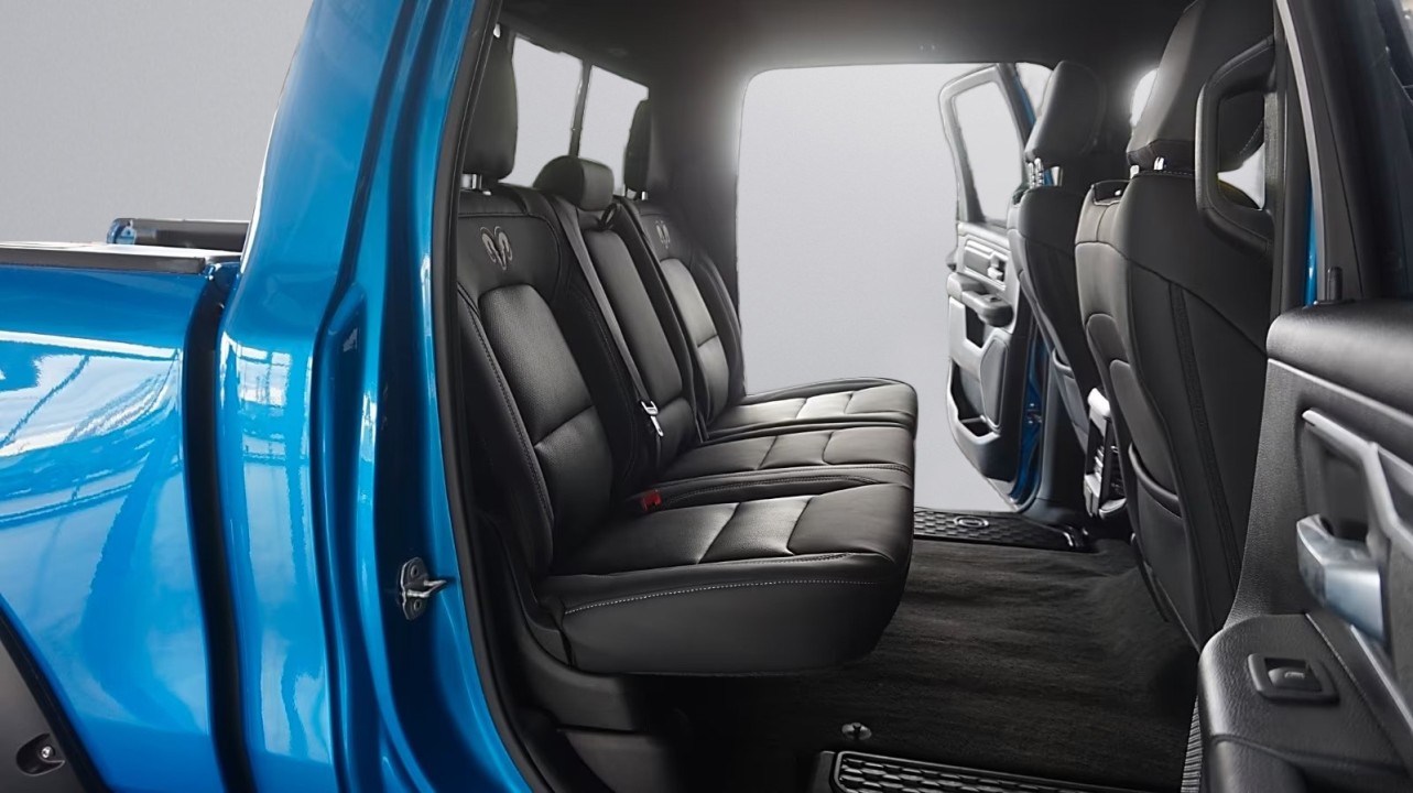 Dodge RAM 1500 - foto 18