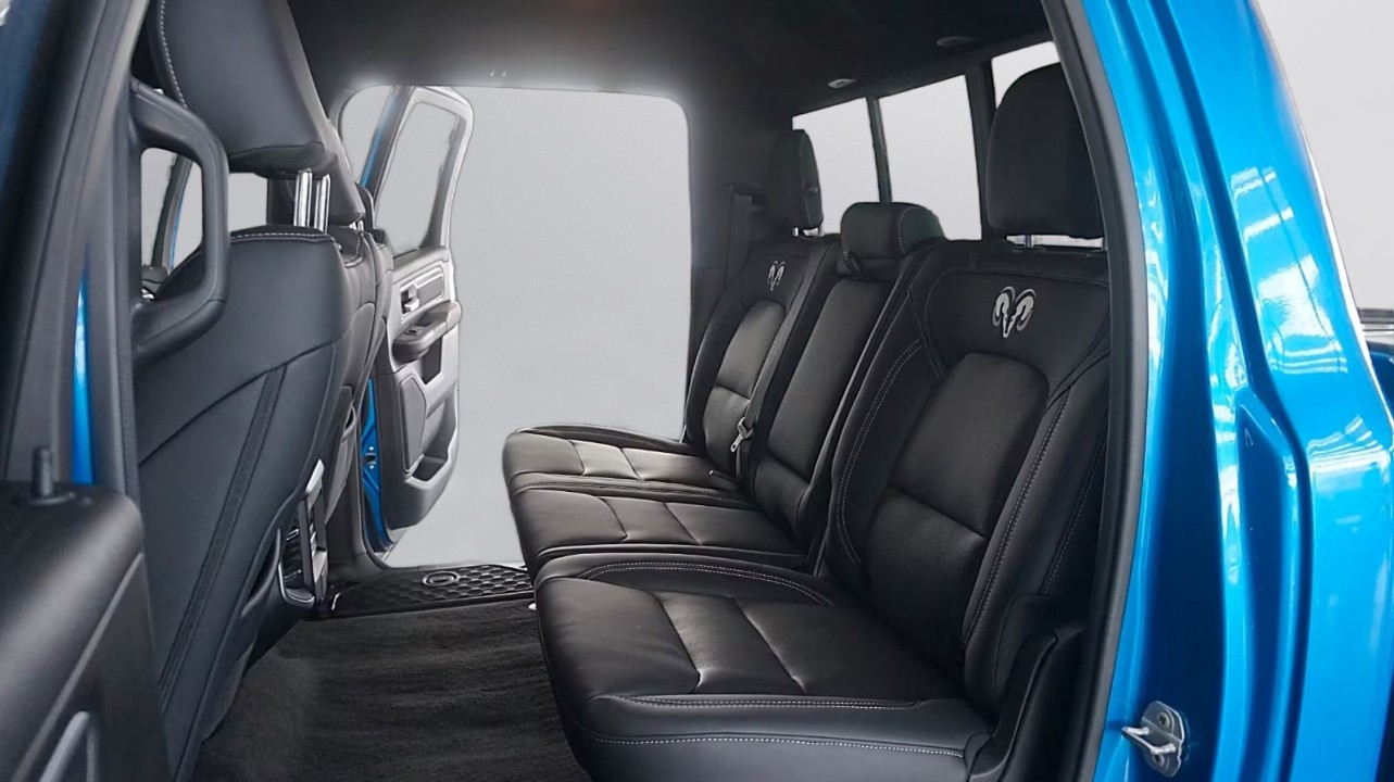 Dodge RAM 1500 - foto 19