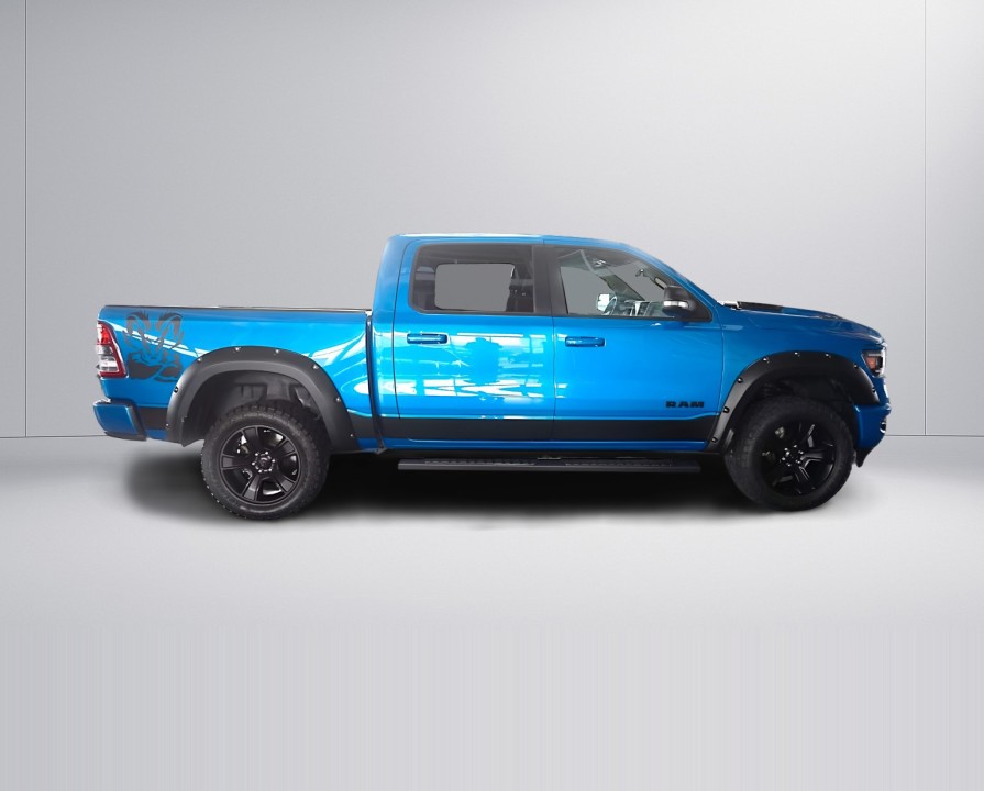 Dodge RAM 1500 (2)