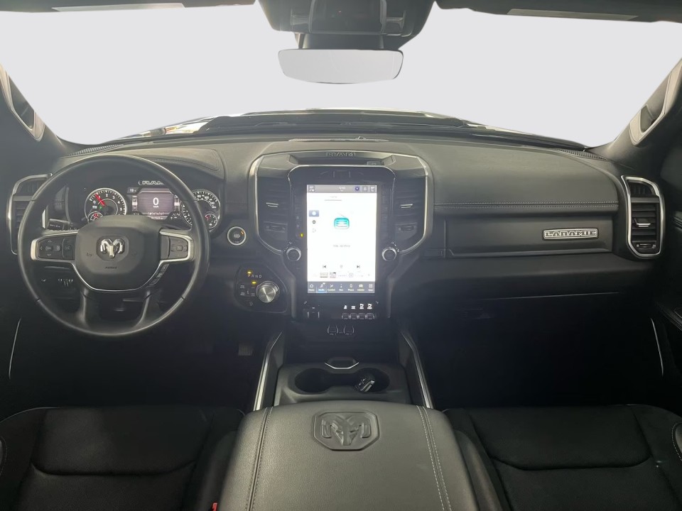 Dodge RAM 1500 Laramie - foto 11