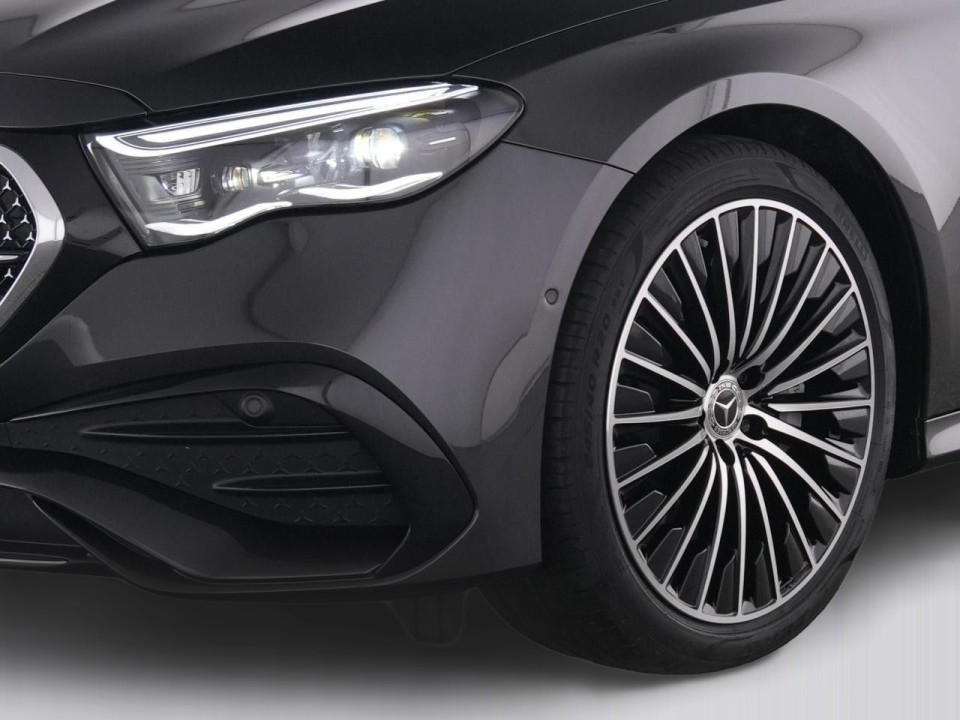 Mercedes-Benz E 220d - foto 22
