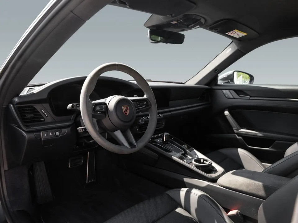 Porsche 911 Carrera - foto 7