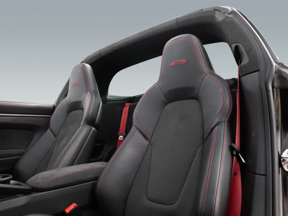 Porsche 911 Targa 4 GTS - foto 22