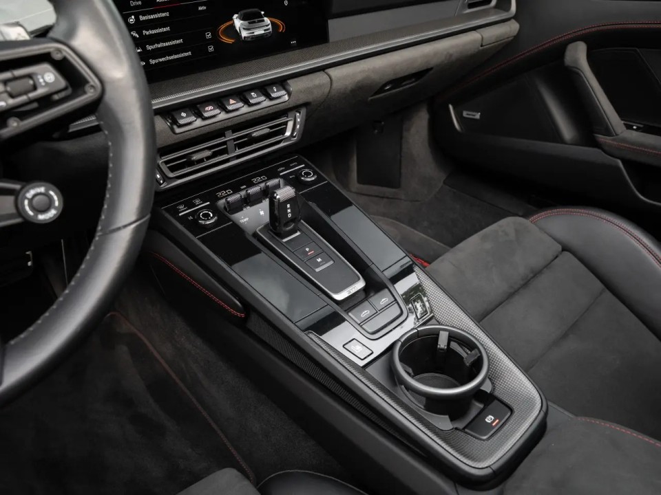 Porsche 911 Targa 4 GTS - foto 17