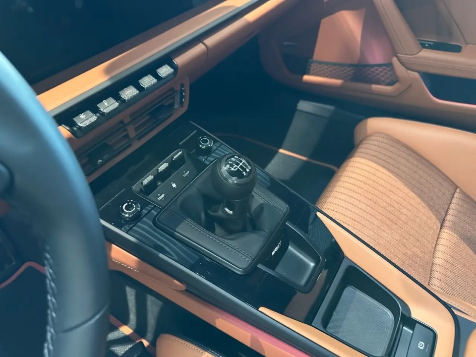 Porsche 911 S/T - foto 24