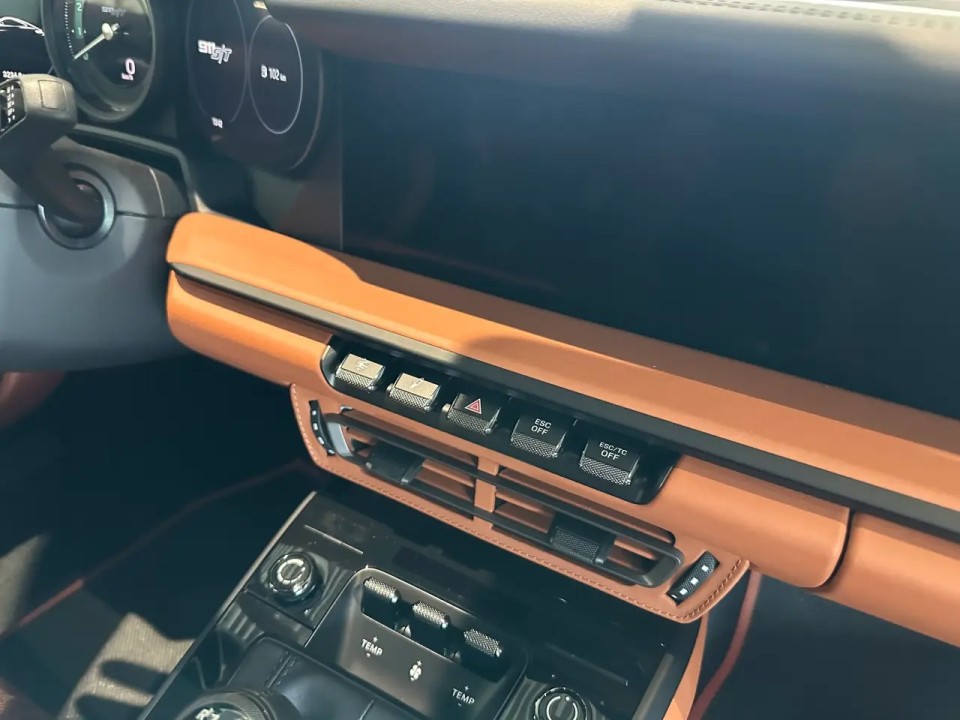 Porsche 911 S/T - foto 25