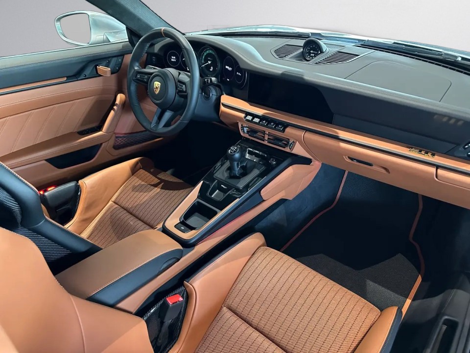 Porsche 911 S/T - foto 17