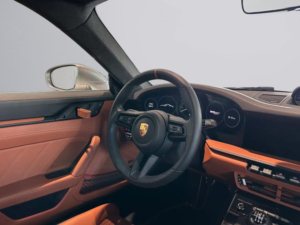 Porsche 911 S/T - foto 16