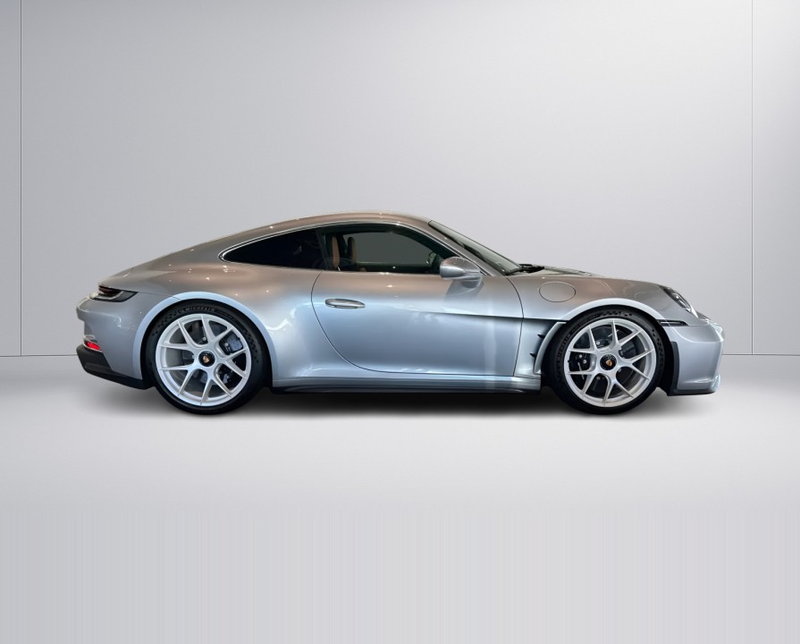 Porsche 911 S/T (2)