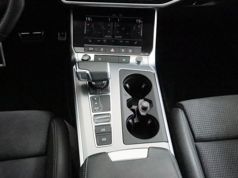 Audi A6 55 TFSIe Quattro S line - foto 15