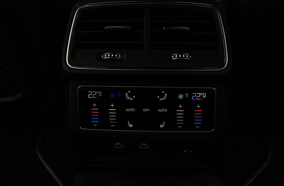Audi A6 Limousine 55TFSIe S LINE - foto 20