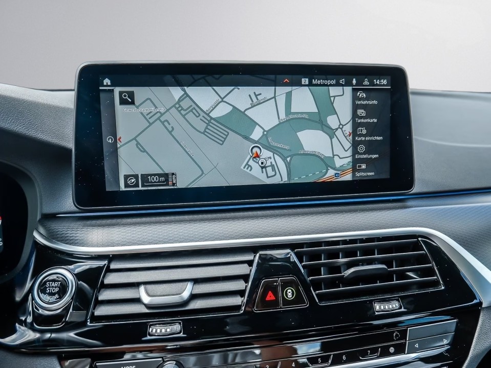 BMW Seria 5 540i xDrive M Sport - foto 18