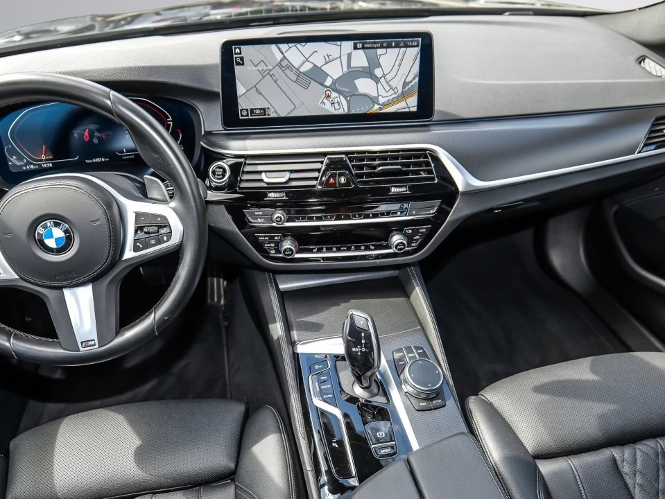 BMW Seria 5 540i xDrive M Sport - foto 13