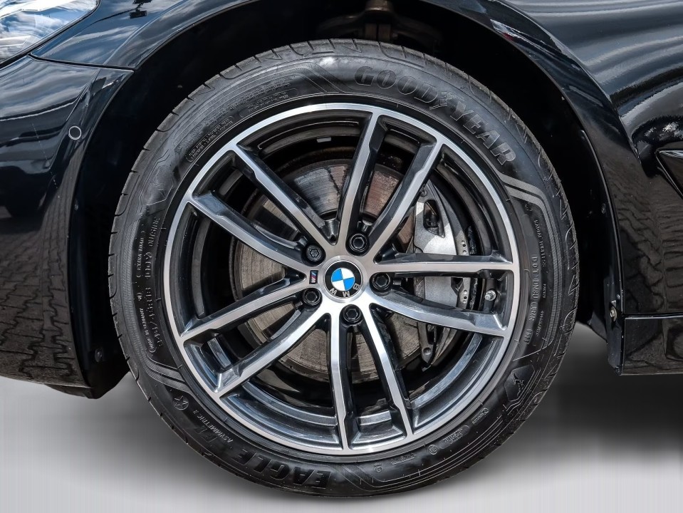 BMW Seria 5 540i xDrive M Sport - foto 25