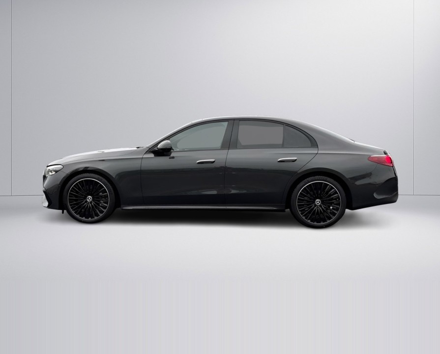 Mercedes-Benz E 220d 4MATIC AMG (3)