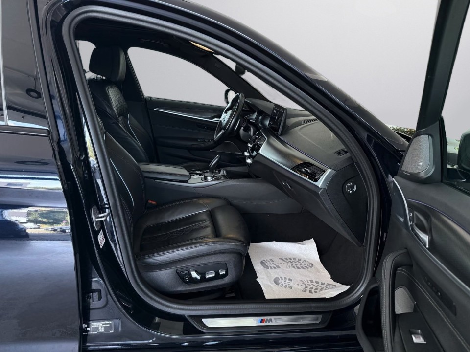 BMW Seria 5 545e xDrive M Sport - foto 11