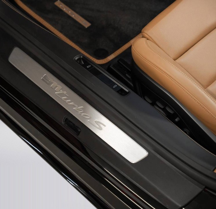 Porsche 911 Turbo S Cabriolet - foto 31