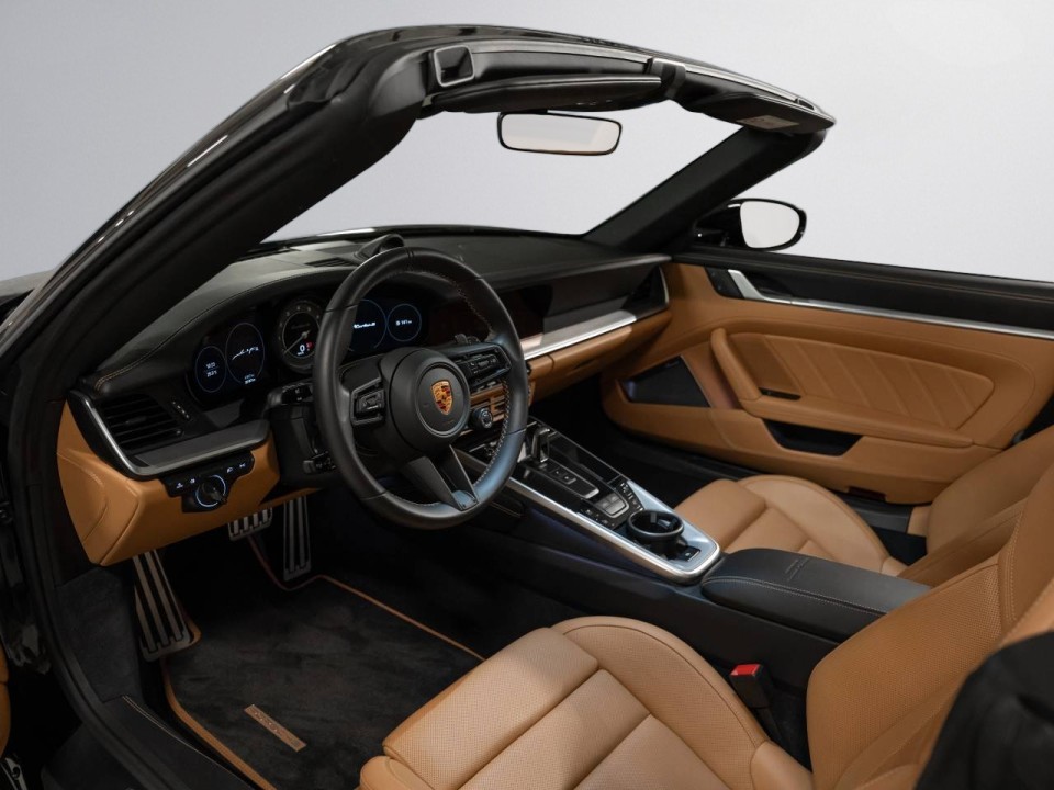 Porsche 911 Turbo S Cabriolet - foto 8
