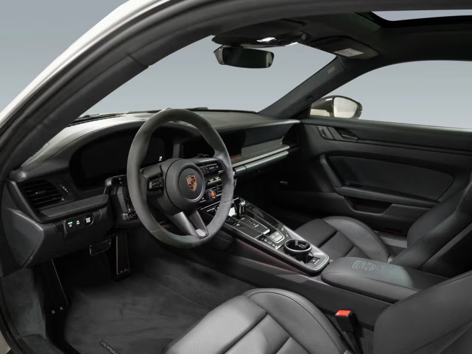 Porsche 911 Carrera GTS - foto 7