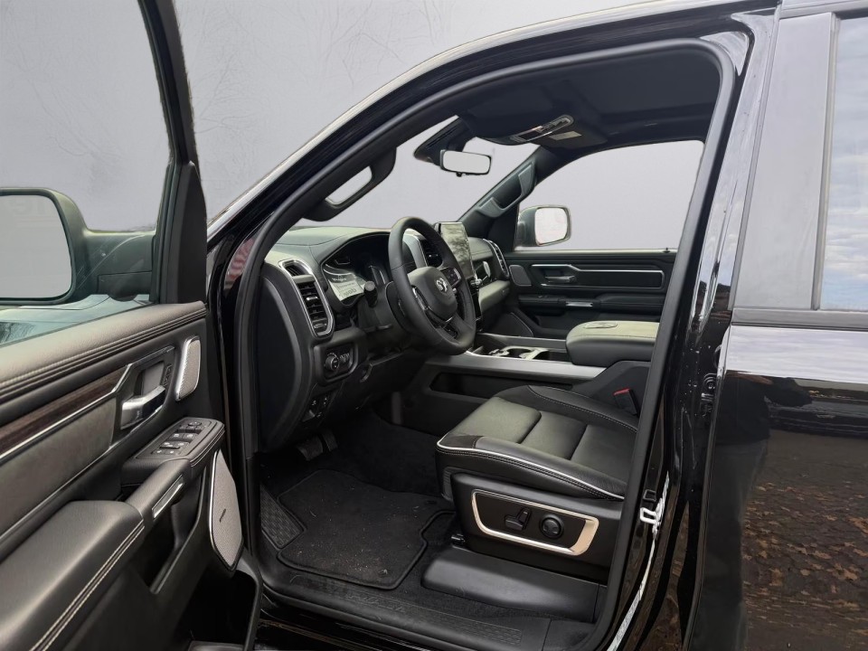 Dodge RAM 1500 Laramie - foto 11