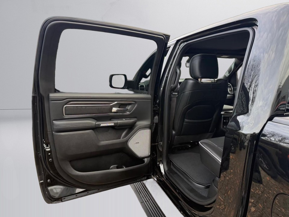 Dodge RAM 1500 Laramie - foto 19