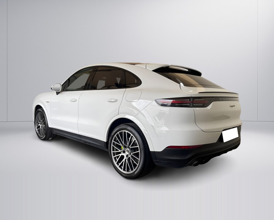 Porsche Cayenne Coupe E-Hybrid Platinum Edition (5)