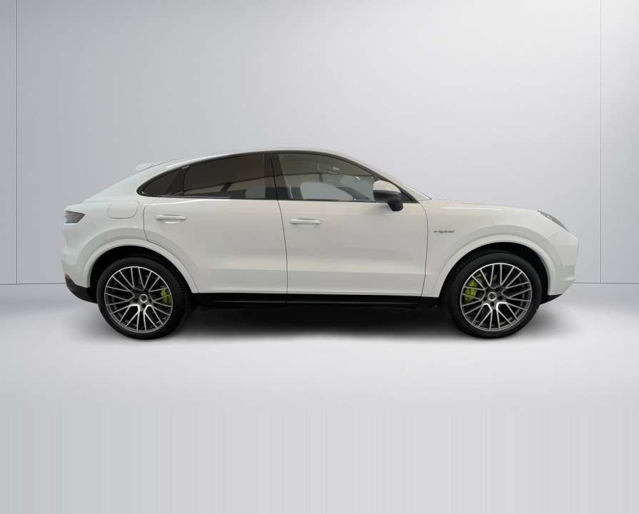 Porsche Cayenne Coupe E-Hybrid Platinum Edition (2)