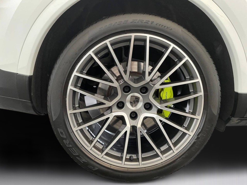 Porsche Cayenne Coupe E-Hybrid Platinum Edition - foto 26