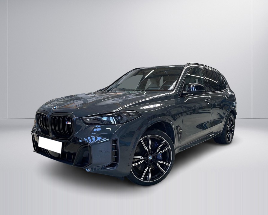 BMW X5 M60i