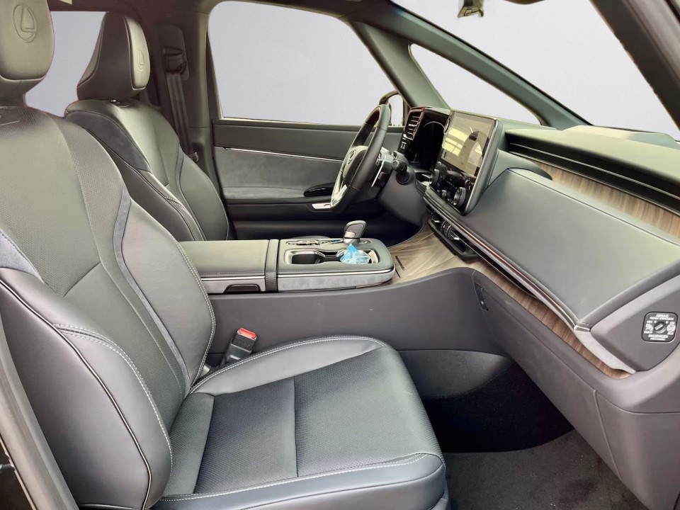 Lexus LM 350h Executive - foto 13