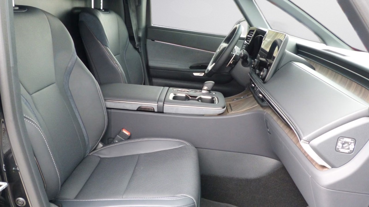 Lexus LM 350h Luxury - foto 9