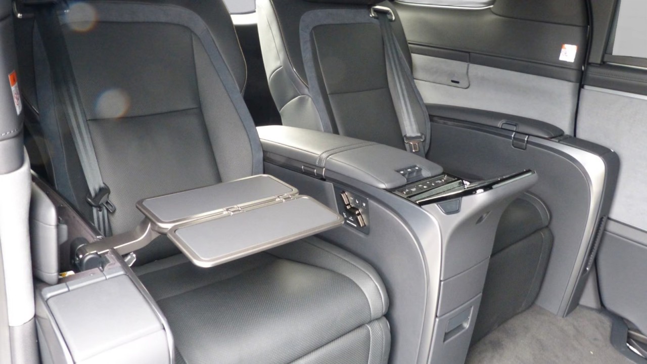 Lexus LM 350h Luxury - foto 17