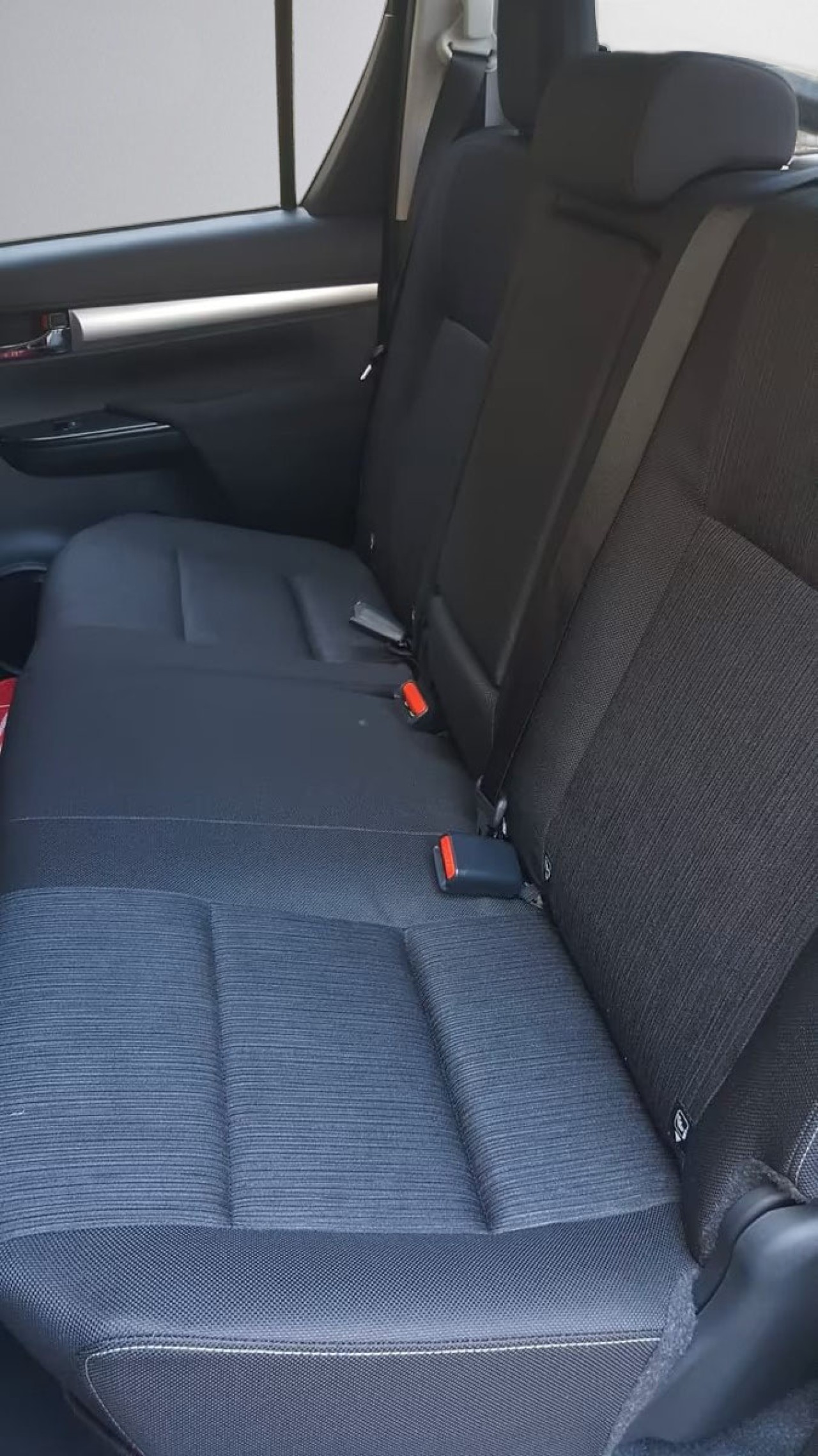 Toyota Hilux - foto 7