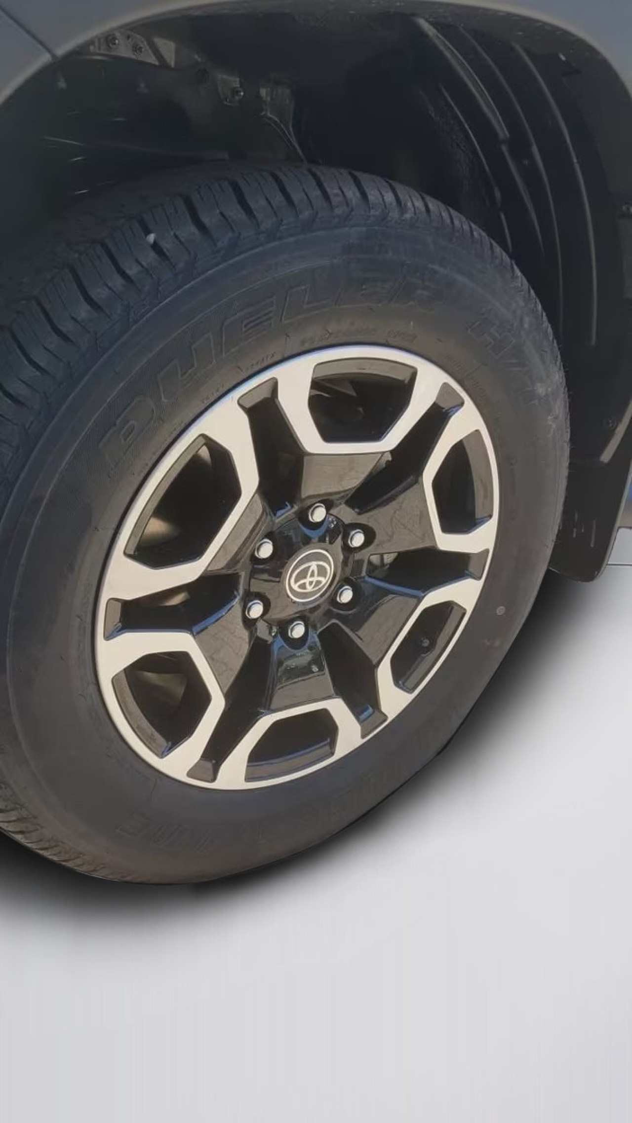 Toyota Hilux - foto 24