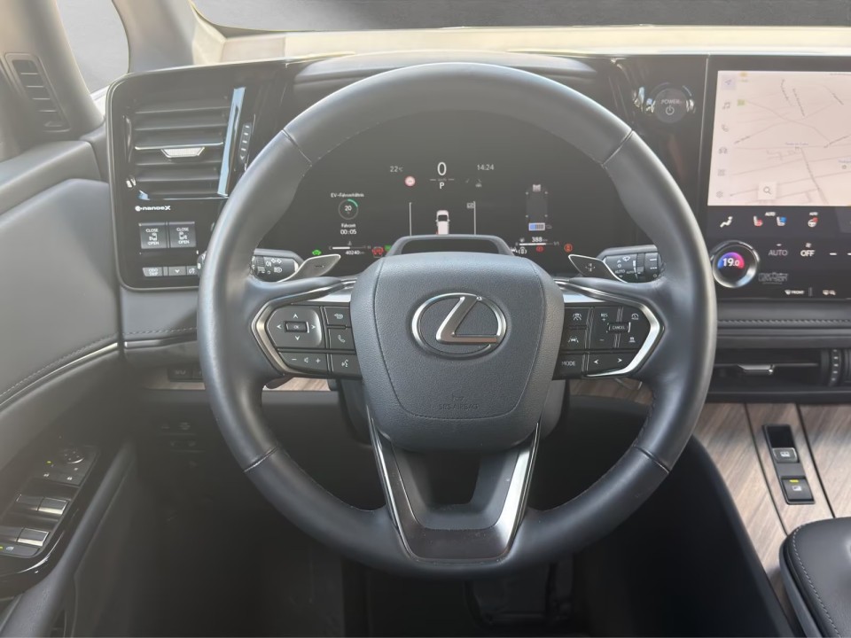 Lexus LM 350h Luxury - foto 14