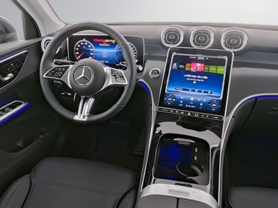Mercedes-Benz GLC 300e 4MATIC - foto 7