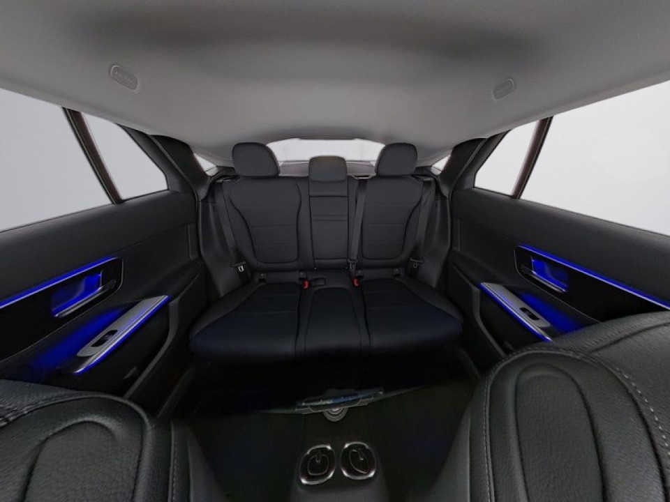 Mercedes-Benz GLC 300e 4MATIC - foto 6