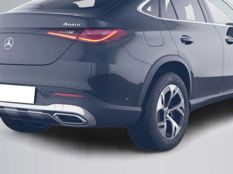 Mercedes-Benz GLC 300e 4MATIC - foto 11