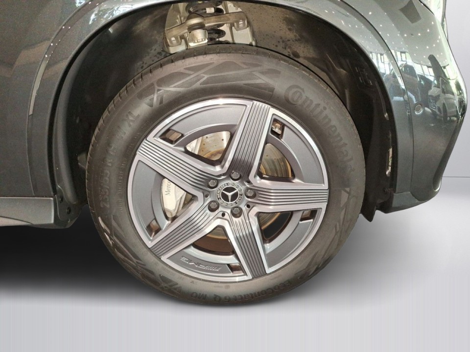 Mercedes-Benz GLC 300e 4MATIC - foto 19