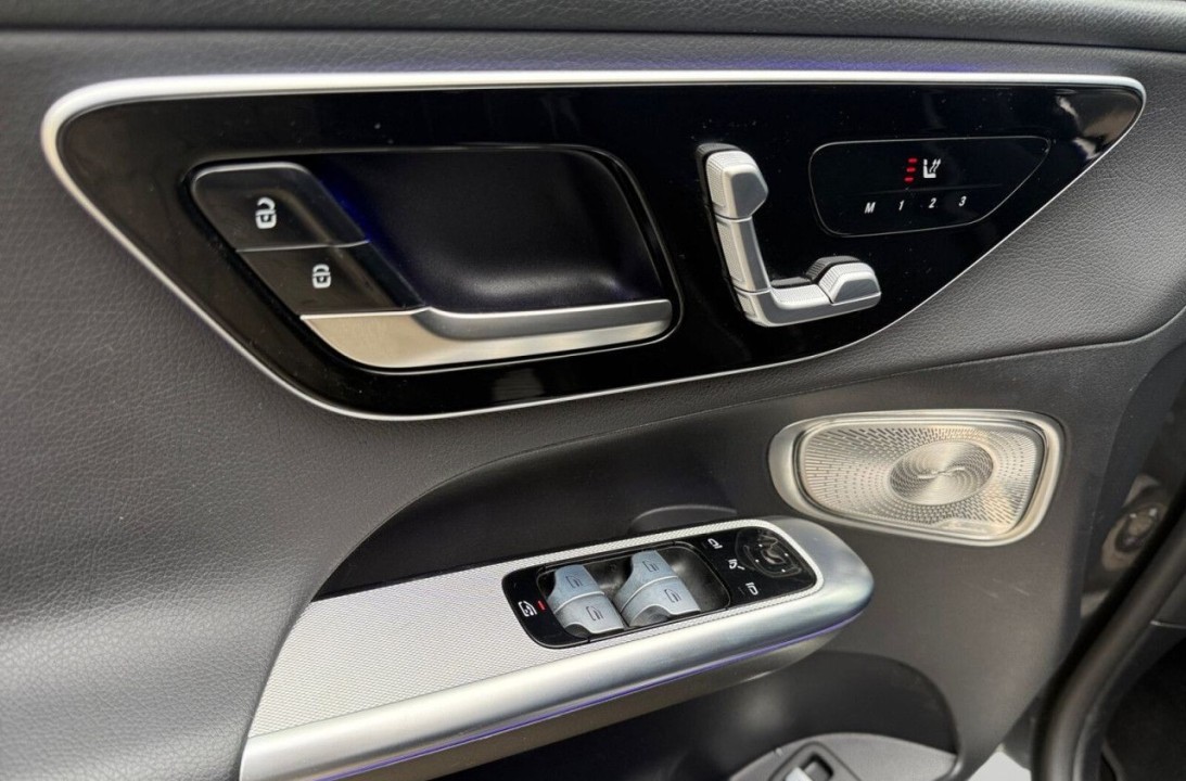 Mercedes-Benz GLC 300e 4MATIC - foto 13