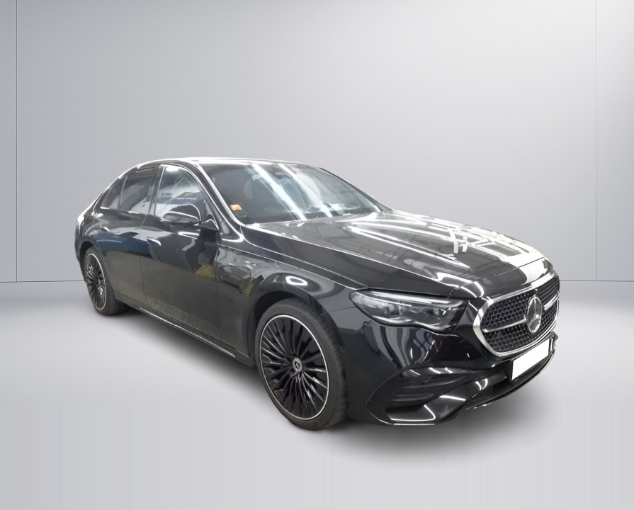 Mercedes-Benz E 300e 4MATIC AMG