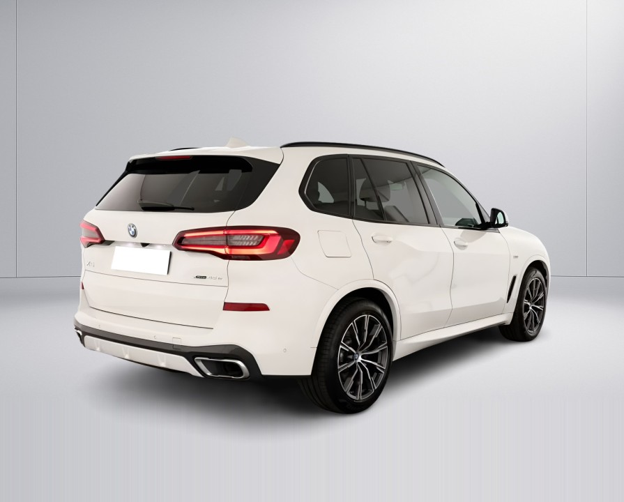BMW X5 xDrive45i M-SPORT (3)