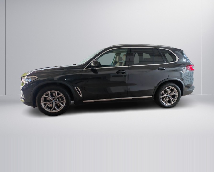 BMW X5 xDrive40i xLine (5)