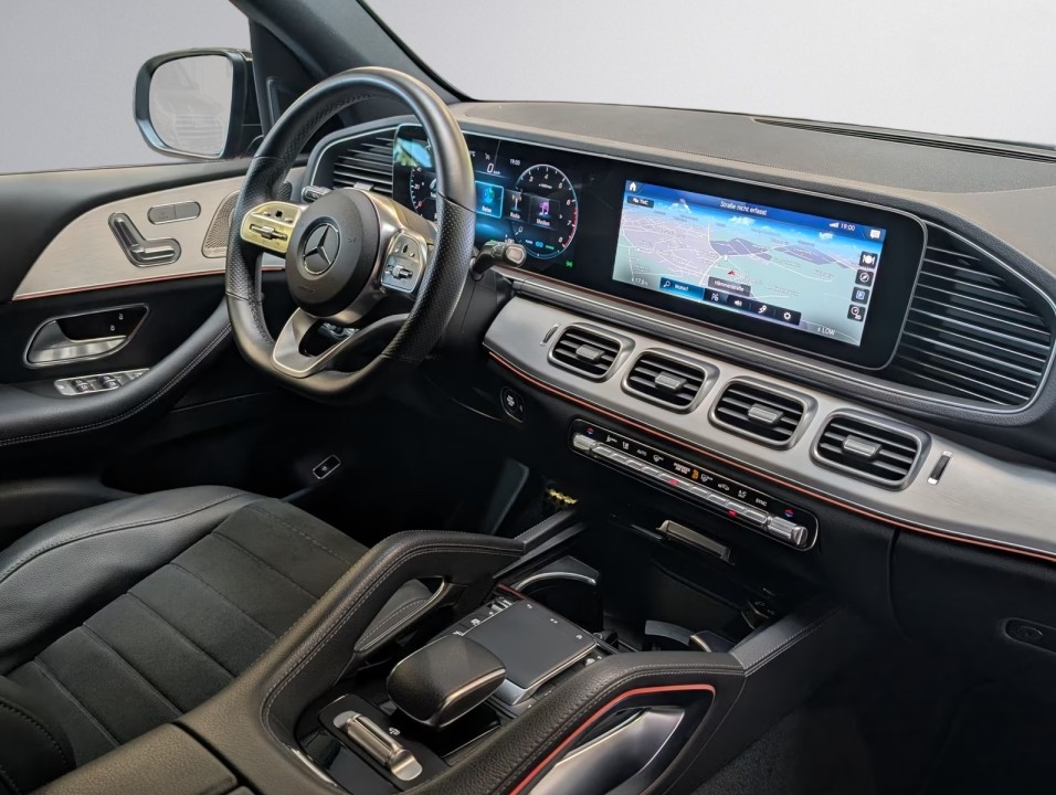 Mercedes-Benz GLE 450 AMG - foto 11
