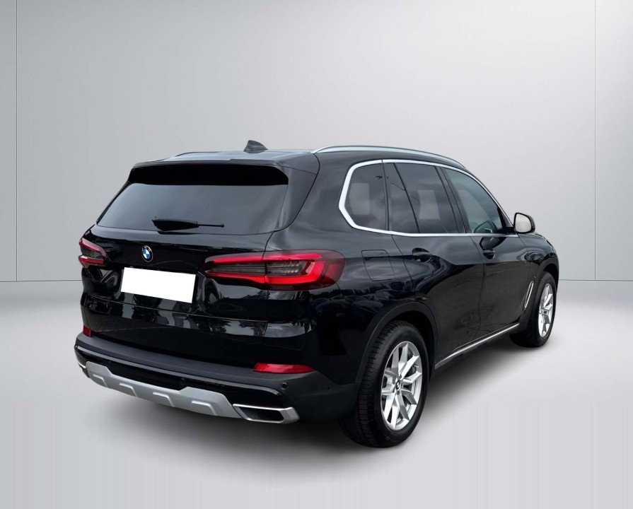 BMW X5 xDrive 40i X Line (2)