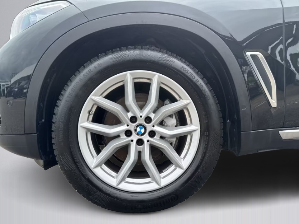 BMW X5 xDrive 40i X Line - foto 16