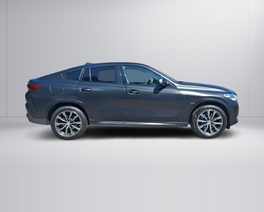 BMW X6 xDrive30d M-Sport (5)