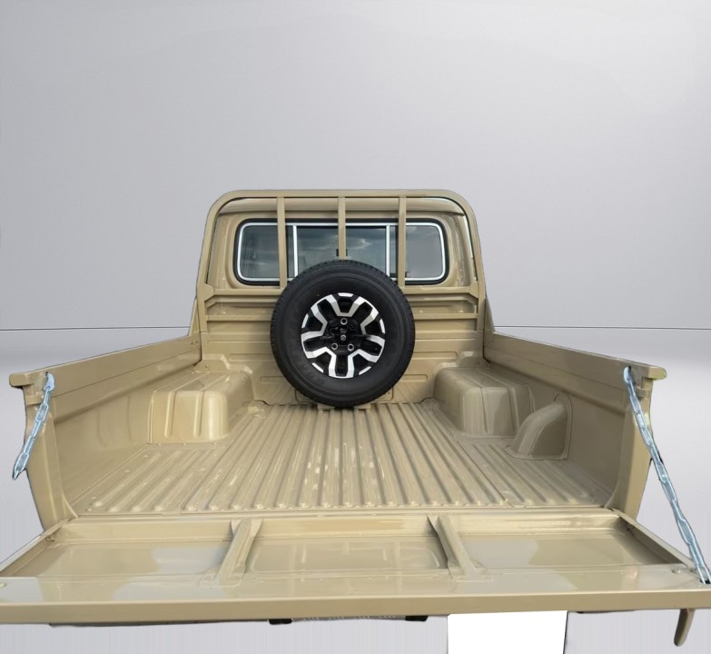 Toyota Land Cruiser GRJ 79 - foto 12