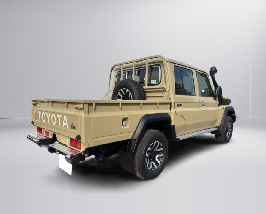 Toyota Land Cruiser GRJ 79 (2)